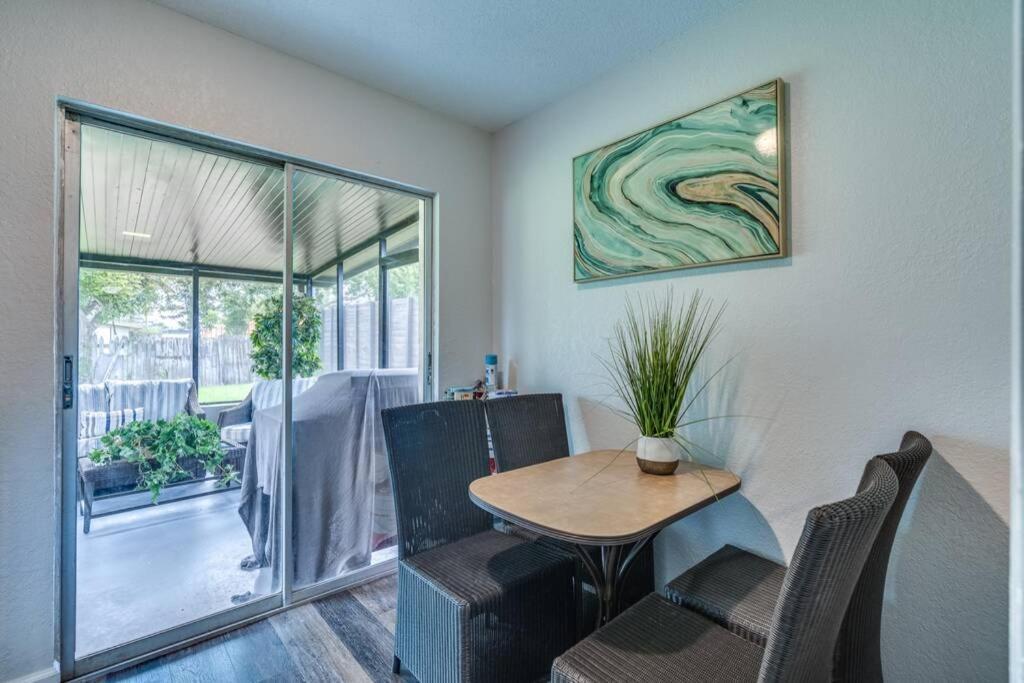 Cortez Gardens Cottage 15, Renovated And Close To Beach, 3-Bed, 2-Bath 10 People Bradenton Exterior photo